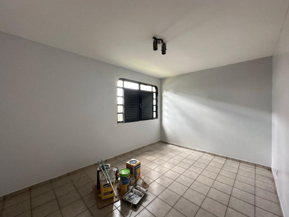 Imagem Casa com 3 Quartos à Venda, 373 m² em Setor Central - Goiânia Imagem Casa com 3 Quartos à Venda, 373 m² em Setor Central - Goiânia