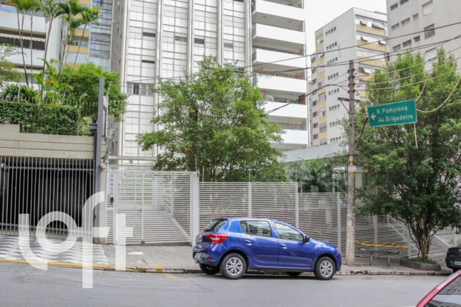 Imagem Imóvel com 3 Quartos à Venda, 306 m² em Jardim América - São Paulo Imagem Imóvel com 3 Quartos à Venda, 306 m² em Jardim América - São Paulo