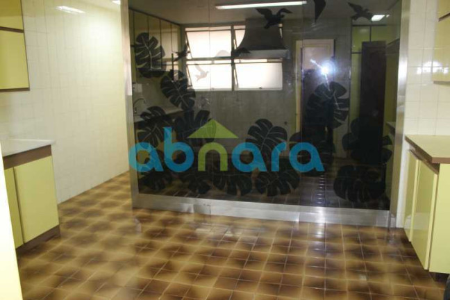 Imagem Apartamento com 3 Quartos à Venda, 130 m² em Copacabana - Rio De Janeiro