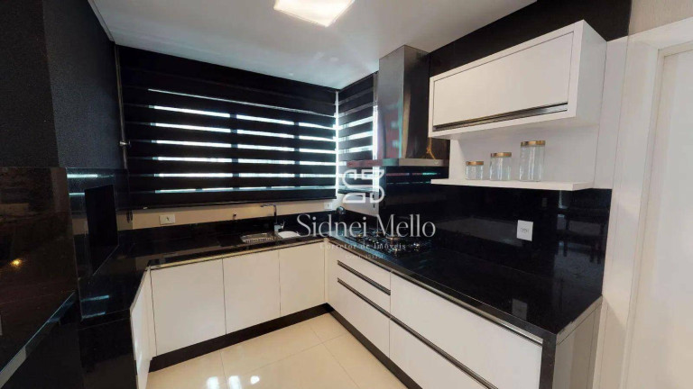 Imagem Apartamento com 3 Quartos à Venda, 130 m² em 2 Quadra Centro - Balneário Camboriú