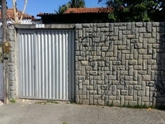 Imagem Imóvel com 3 Quartos à Venda, 322 m² em Demócrito Rocha - Fortaleza Imagem Imóvel com 3 Quartos à Venda, 322 m² em Demócrito Rocha - Fortaleza