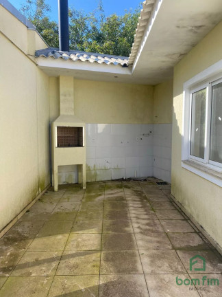 Imagem Casa com 2 Quartos à Venda, 60 m² em Olaria - Canoas Imagem Casa com 2 Quartos à Venda, 60 m² em Olaria - Canoas