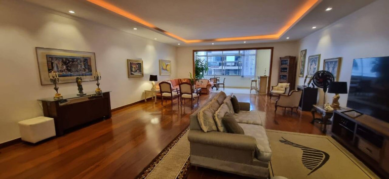 Apartamento com 3 Quartos à Venda,  em Copacabana - Rio De Janeiro
