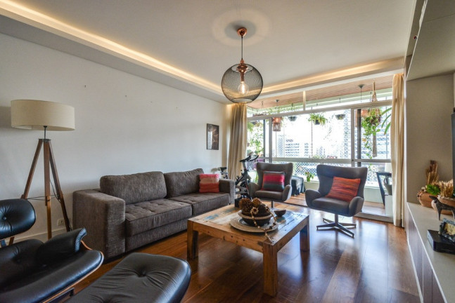 Apartamento com 4 Quartos à Venda, 183 m² em Moema - São Paulo