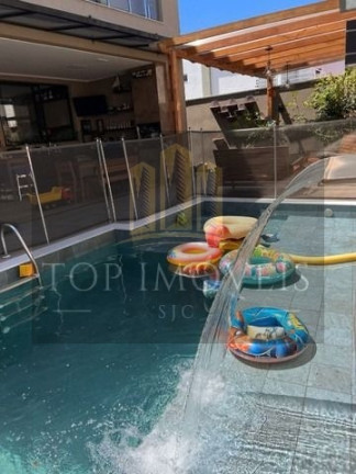 Imagem Casa de Condomínio com 3 Quartos à Venda, 220 m² em Parque Califórnia - Jacareí Imagem Casa de Condomínio com 3 Quartos à Venda, 220 m² em Parque Califórnia - Jacareí