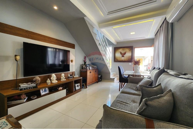 Imagem Casa com 2 Quartos à Venda, 78 m² em Bairro Itaipuacu - Maricá