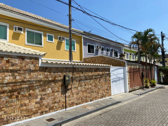 Imagem Casa de Condomínio com 2 Quartos à Venda, 190 m² em Vargem Pequena - Rio De Janeiro