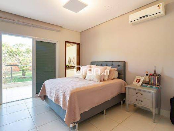 Imagem Sobrado com 4 Quartos à Venda, 400 m² em Portal Do Sol I - Goiânia Imagem Sobrado com 4 Quartos à Venda, 400 m² em Portal Do Sol I - Goiânia