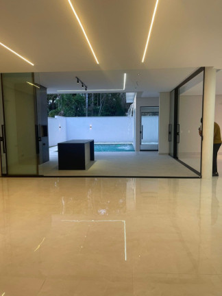 Imagem Casa com 4 Quartos à Venda, 560 m² em Ponta Negra - Manaus Imagem Casa com 4 Quartos à Venda, 560 m² em Ponta Negra - Manaus