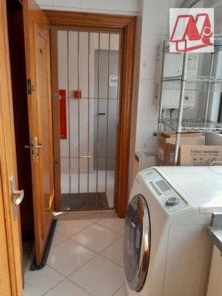 Imagem Apartamento com 4 Quartos à Venda, 191 m² em Rio Branco - Porto Alegre Imagem Apartamento com 4 Quartos à Venda, 191 m² em Rio Branco - Porto Alegre