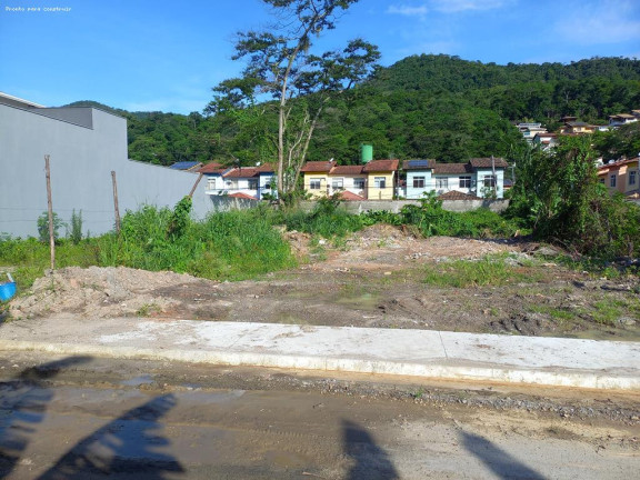 Terreno à Venda, 2 m² em Vale Feliz - Niterói