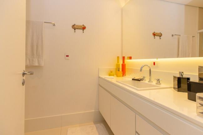 Imagem Apartamento com 3 Quartos à Venda, em Itaim Bibi - São Paulo Imagem Apartamento com 3 Quartos à Venda, em Itaim Bibi - São Paulo