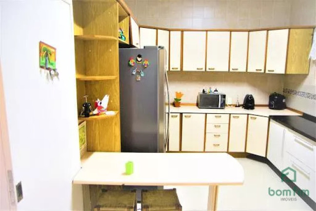 Imagem Casa com 4 Quartos à Venda, 298 m² em Espírito Santo - Porto Alegre Imagem Casa com 4 Quartos à Venda, 298 m² em Espírito Santo - Porto Alegre