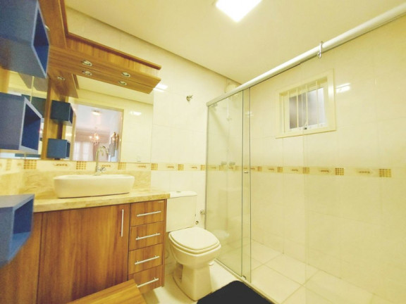 Imagem Casa com 3 Quartos à Venda, 280 m²