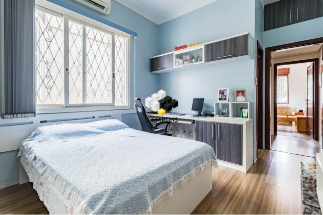 Imagem Casa com 2 Quartos à Venda, 250 m² em Vila Ipiranga - Porto Alegre Imagem Casa com 2 Quartos à Venda, 250 m² em Vila Ipiranga - Porto Alegre