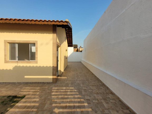 Imagem Casa com 2 Quartos à Venda, 135 m² em Nova Itanhaem - Itanhaém Imagem Casa com 2 Quartos à Venda, 135 m² em Nova Itanhaem - Itanhaém