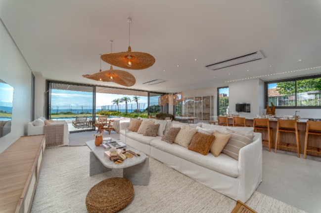 Imóvel com 4 Quartos à Venda, 458 m² em Praia Do Estaleiro - Balneário Camboriú