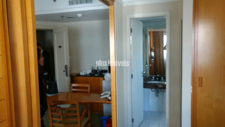 Imagem Imóvel com 1 Quarto à Venda, 30 m² em Moema - São Paulo Imagem Imóvel com 1 Quarto à Venda, 30 m² em Moema - São Paulo