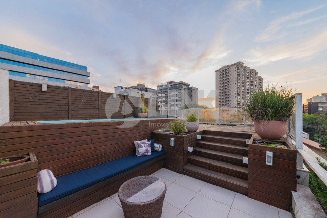 Imagem Imóvel com 5 Quartos à Venda, 422 m² em Três Figueiras - Porto Alegre Imagem Imóvel com 5 Quartos à Venda, 422 m² em Três Figueiras - Porto Alegre