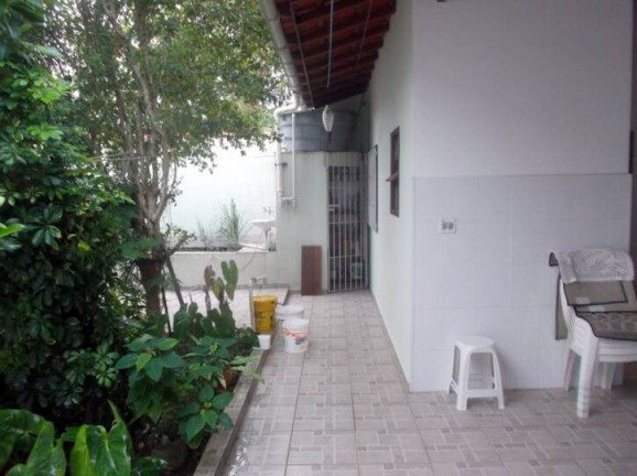Imagem Casa com 4 Quartos à Venda, 350 m² em Maria Helena Novaes - Peruíbe Imagem Casa com 4 Quartos à Venda, 350 m² em Maria Helena Novaes - Peruíbe