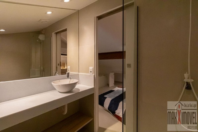 Imagem Cobertura com 2 Quartos à Venda, 68 m² em Copacabana - Rio De Janeiro Imagem Cobertura com 2 Quartos à Venda, 68 m² em Copacabana - Rio De Janeiro