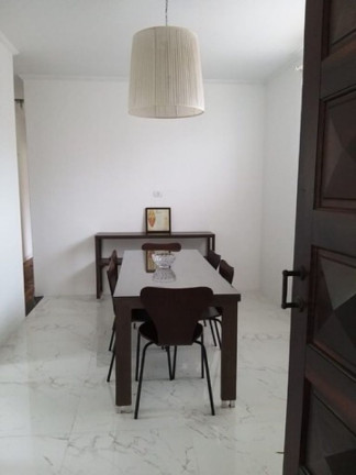 Imagem Casa com 4 Quartos à Venda, 200 m² em Boqueirão - Santos