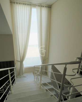 Imagem Casa com 3 Quartos à Venda, 300 m² em Anita Garibaldi - Joinville Imagem Casa com 3 Quartos à Venda, 300 m² em Anita Garibaldi - Joinville