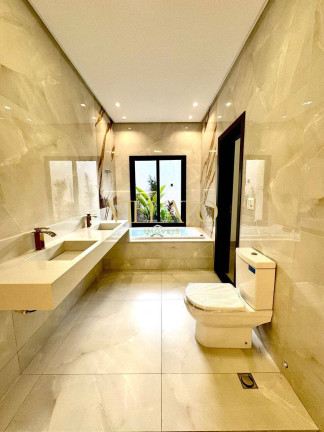 Imagem Casa com 4 Quartos à Venda, 241 m² em Parque Das Flores - Goiânia Imagem Casa com 4 Quartos à Venda, 241 m² em Parque Das Flores - Goiânia