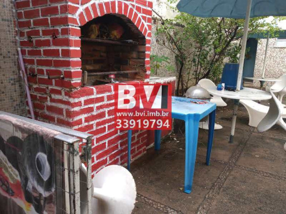 Imagem Casa com 3 Quartos à Venda, 250 m² em Vila Kosmos - Rio De Janeiro