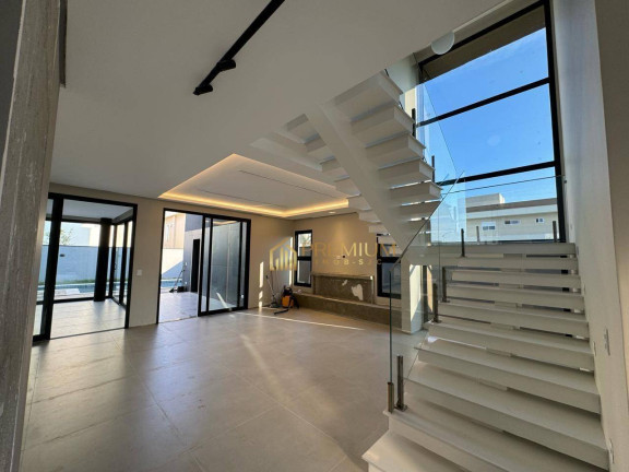 Imagem Sobrado com 5 Quartos à Venda, 420 m² em Jardim Do Golfe - São José Dos Campos
