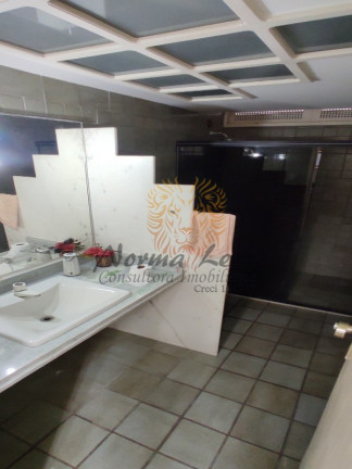 Imagem Casa com 4 Quartos à Venda, 260 m² em Treze De Julho - Aracaju Imagem Casa com 4 Quartos à Venda, 260 m² em Treze De Julho - Aracaju