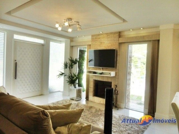 Imagem Casa com 4 Quartos à Venda, 225 m² em Quebra Frascos - Teresópolis Imagem Casa com 4 Quartos à Venda, 225 m² em Quebra Frascos - Teresópolis