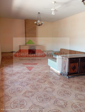 Imagem Chácara com 15 Quartos à Venda, 1.121 m² em Guedes - Tremembé Imagem Chácara com 15 Quartos à Venda, 1.121 m² em Guedes - Tremembé