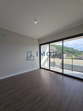 Imagem Casa com 3 Quartos à Venda, 177 m² em Ilha Da Figueira - Jaraguá Do Sul Imagem Casa com 3 Quartos à Venda, 177 m² em Ilha Da Figueira - Jaraguá Do Sul