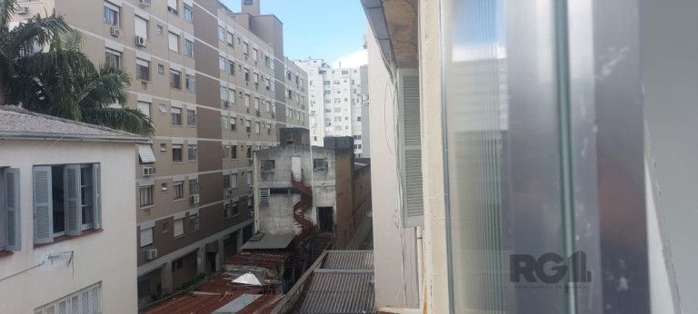 Imagem Apartamento com 1 Quarto à Venda, 38 m² em Centro Histórico - Porto Alegre Imagem Apartamento com 1 Quarto à Venda, 38 m² em Centro Histórico - Porto Alegre