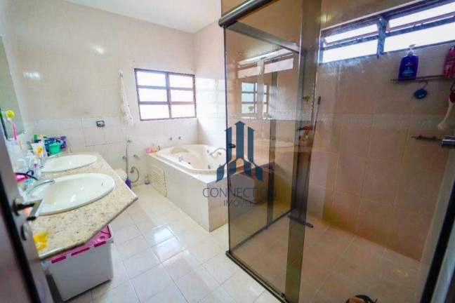 Imagem Sobrado com 5 Quartos à Venda, 267 m² em Seminário - Curitiba Imagem Sobrado com 5 Quartos à Venda, 267 m² em Seminário - Curitiba