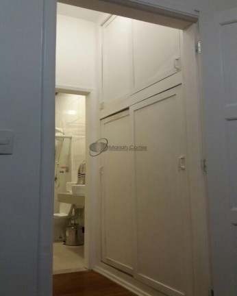 Imagem Imóvel com 2 Quartos à Venda, 70 m² em Centro - Niterói Imagem Imóvel com 2 Quartos à Venda, 70 m² em Centro - Niterói