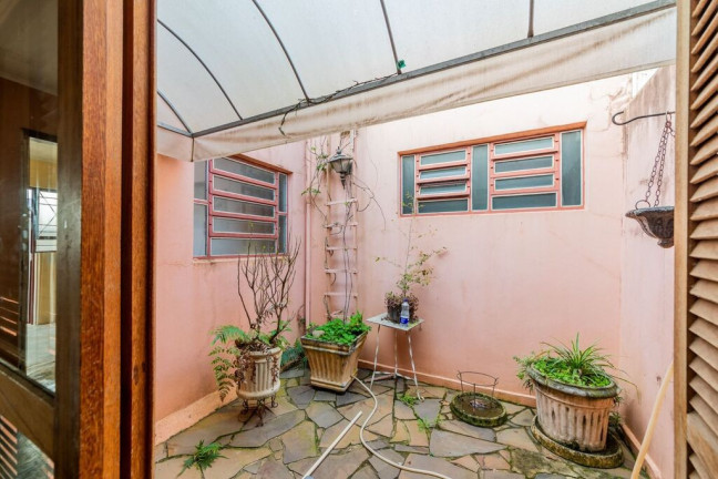 Imagem Casa com 3 Quartos à Venda, em Chácara Das Pedras - Porto Alegre Imagem Casa com 3 Quartos à Venda, em Chácara Das Pedras - Porto Alegre