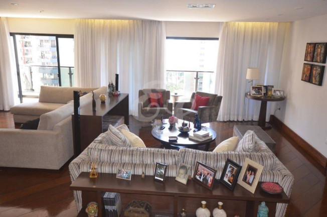 Imagem Apartamento com 4 Quartos à Venda, 300 m² em Alphaville - Barueri Imagem Apartamento com 4 Quartos à Venda, 300 m² em Alphaville - Barueri