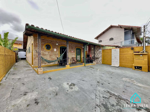 Casa com 3 Quartos à Venda, 190 m² em Itaguá - Ubatuba