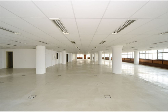 Imagem Sala Comercial à Venda, 930 m² em República - São Paulo Imagem Sala Comercial à Venda, 930 m² em República - São Paulo