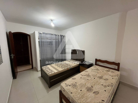 Imagem Casa com 6 Quartos à Venda, 200 m² em Cabo Frio Imagem Casa com 6 Quartos à Venda, 200 m² em Cabo Frio