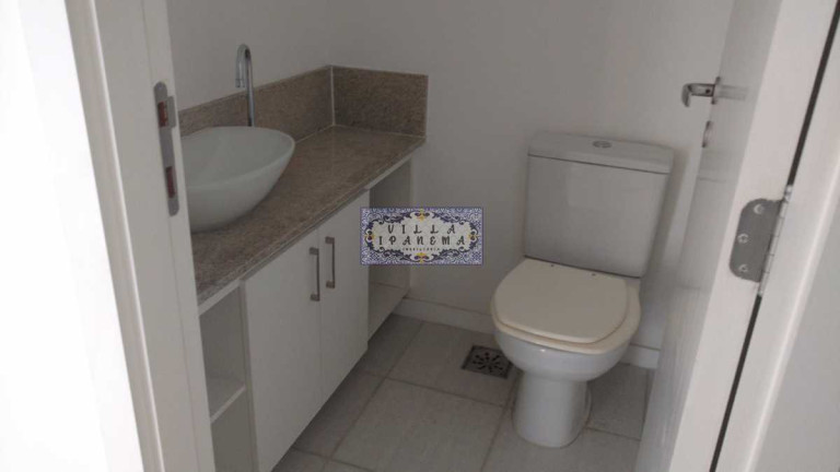 Imagem Apartamento com 3 Quartos à Venda, 120 m² em Icaraí - Niterói Imagem Apartamento com 3 Quartos à Venda, 120 m² em Icaraí - Niterói
