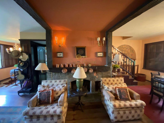 Imagem Casa com 4 Quartos à Venda, 163 m² em Alto - Teresópolis Imagem Casa com 4 Quartos à Venda, 163 m² em Alto - Teresópolis