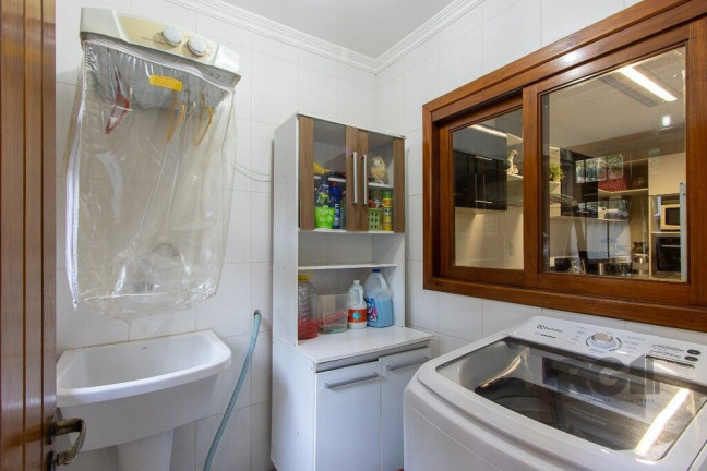 Imagem Casa com 5 Quartos à Venda, em Espírito Santo - Porto Alegre Imagem Casa com 5 Quartos à Venda, em Espírito Santo - Porto Alegre