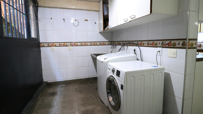 Imagem Casa com 5 Quartos à Venda, 337 m² em Vila Mariana - São Paulo