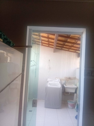Imagem Casa com 2 Quartos para Alugar,  em Centro - Araruama