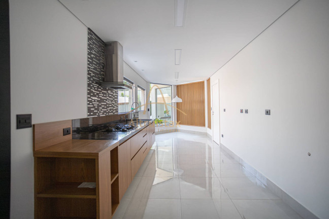 Imagem Casa com 5 Quartos à Venda, 354 m² em Alphaville - Santana De Parnaíba Imagem Casa com 5 Quartos à Venda, 354 m² em Alphaville - Santana De Parnaíba
