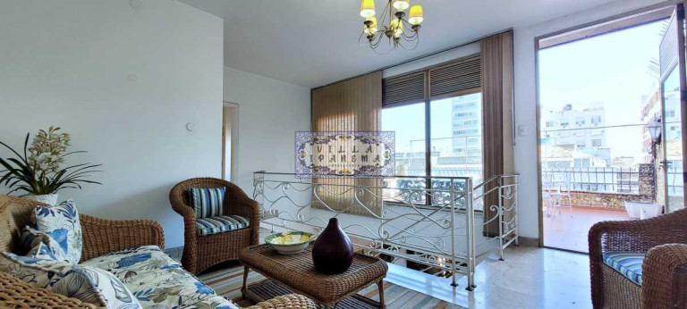 Imagem Cobertura com 4 Quartos à Venda ou Locação, 330 m² em Ipanema - Rio De Janeiro Imagem Cobertura com 4 Quartos à Venda ou Locação, 330 m² em Ipanema - Rio De Janeiro