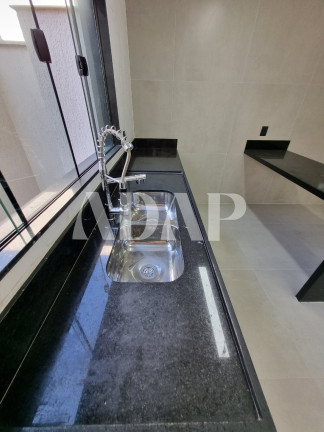 Imagem Casa com 4 Quartos à Venda, 200 m² em Vargem Pequena - Rio De Janeiro